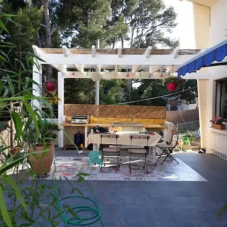 Magali Grande Terrasse Vue Mer, Jardin, Proche Port Villa